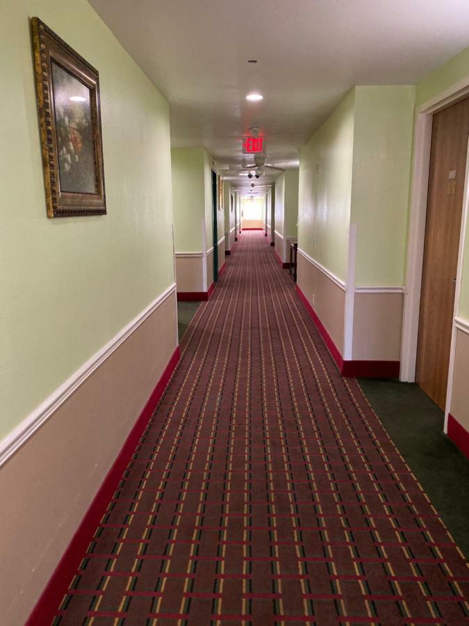 Guest House Inn Medical District Near Texas Tech Univ ลับบ็อก ภายนอก รูปภาพ